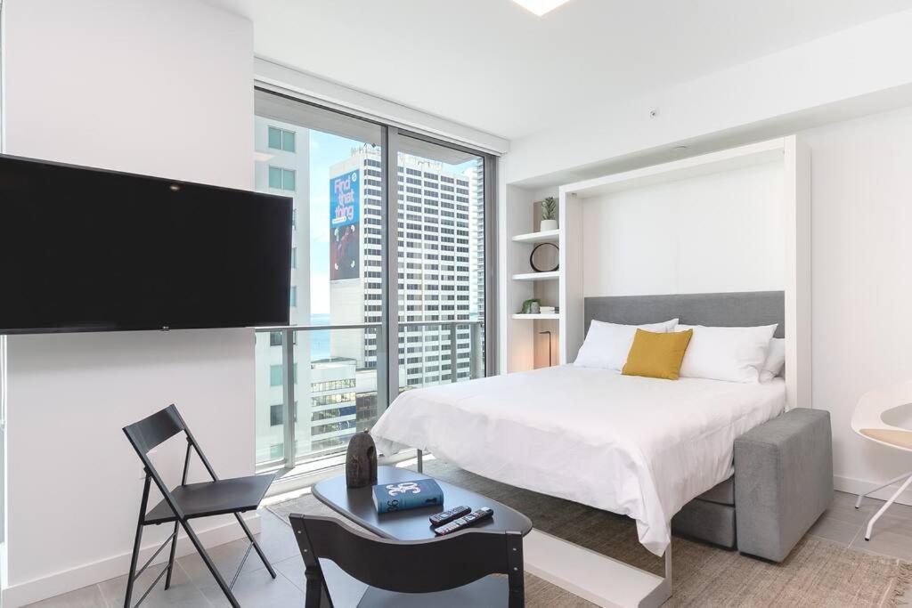 Stylish Modern Downtown Studio Free Parking Apartment Miami Bagian luar foto